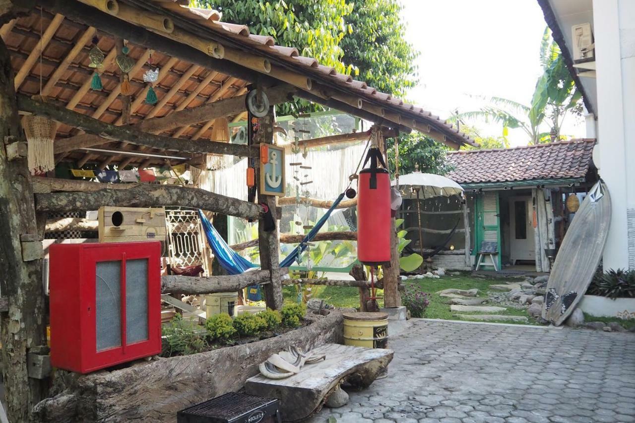 Отель Wabi Sabi Джокьякарта Экстерьер фото